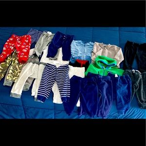 Set of 20 baby items. All amazing condition. 12m